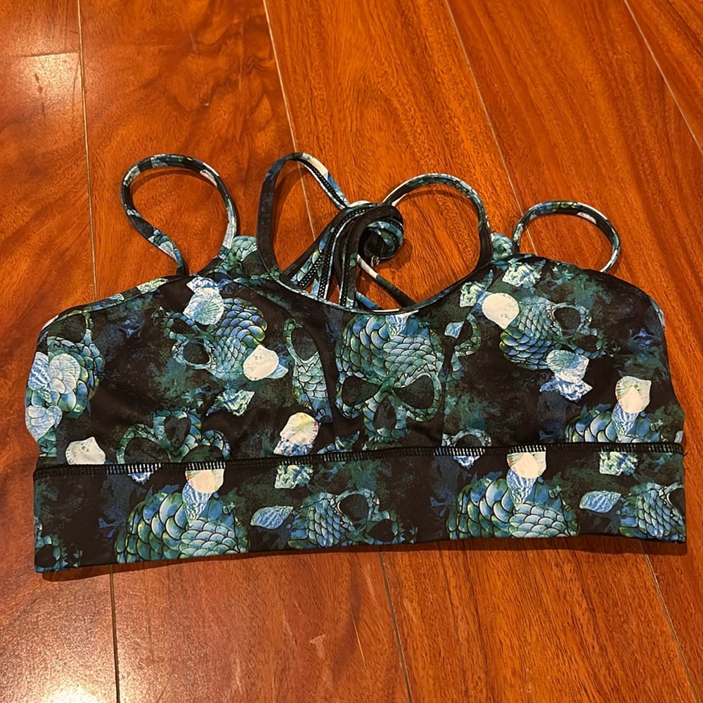 CVG sports bra